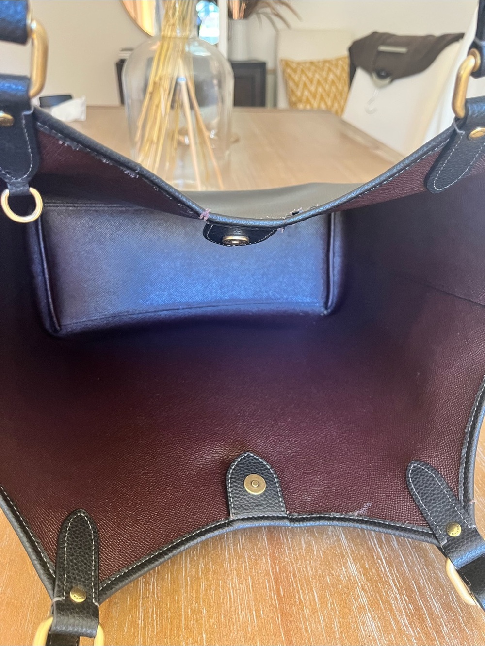 Coach Leather Tote Bag with gold tone hardware - Picture 13 of 15